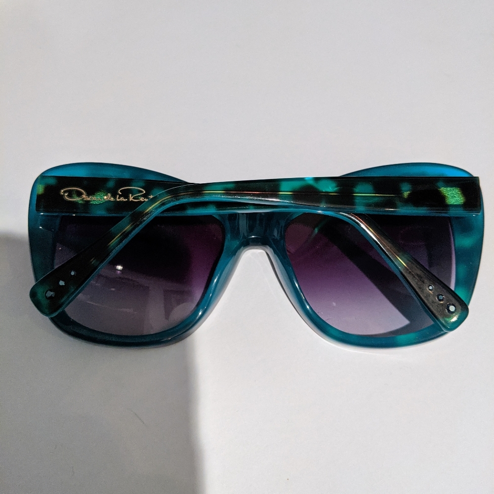Oscar de la Renta sunglasses - Picture 9 of 14